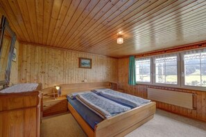 4 Schlafzimmer