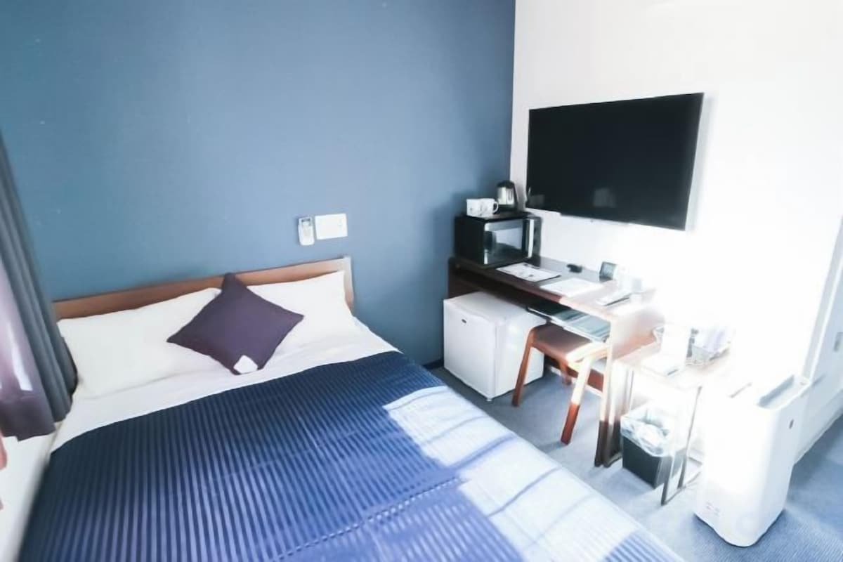 Semi Double Room Nonsmoking