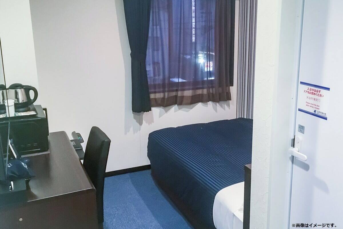 Iron/ironing board (on request), WiFi (free)