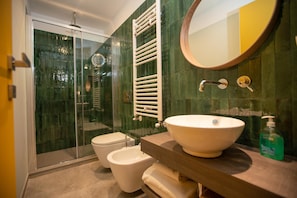 Hair dryer, towels - Modern, cosy Garden Suite, parking u.r. (Roma)