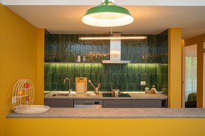 Dishwasher, coffee/tea maker, toaster, high chair - Modern, cosy Garden Suite, parking u.r. (Roma)