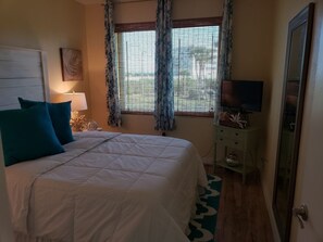 1 chambre, fer et planche à repasser, accès au Wi-Fi (inclus)