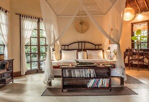 Villa, 1 Bedroom, Private Pool | In-room safe, desk, iron/ironing board, free WiFi