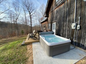 Terrace/patio - Fork Inn's Love Shack in the Woods, Hot Tub opt LS (Franklin)