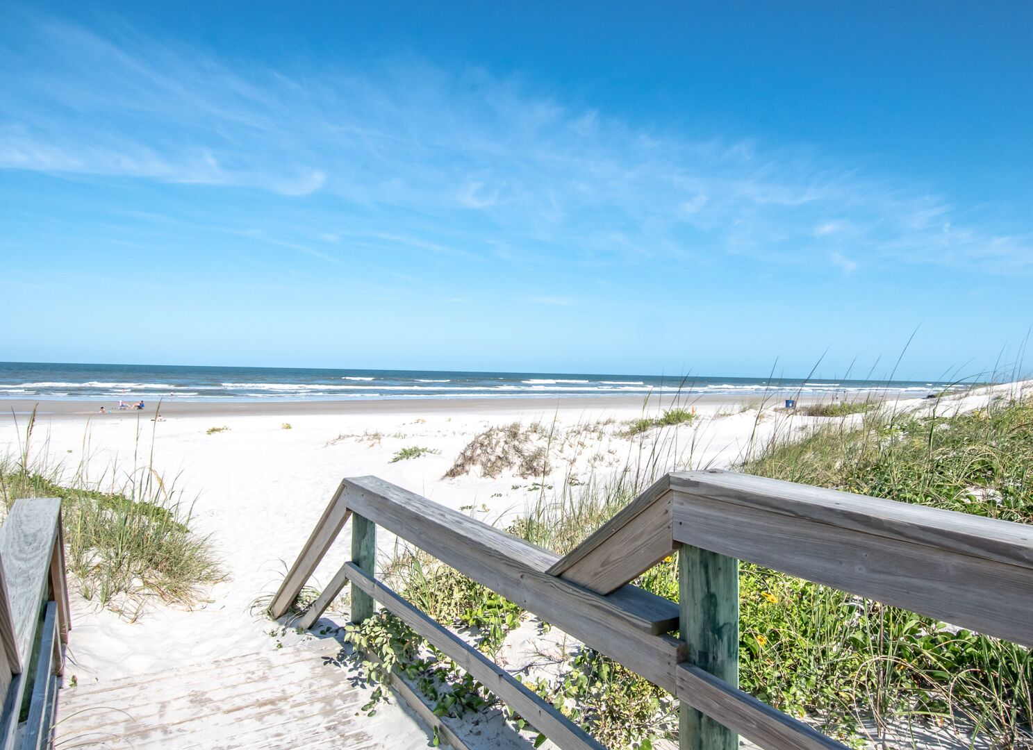 In Strandnähe, Liegestühle, Strandtücher