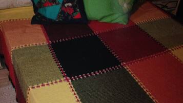 4 bedrooms, iron/ironing board, free WiFi, wheelchair access