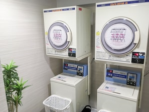 Laundry room - HOTEL LiVEMAX Yokkaichi-Ekimae (Yokkaichi)