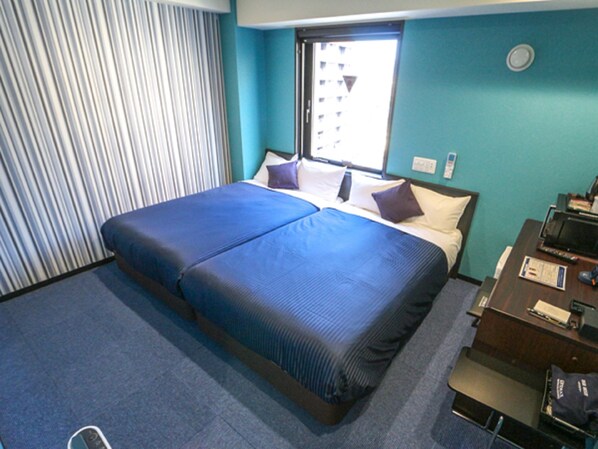 Individually decorated, desk, iron/ironing board, free WiFi