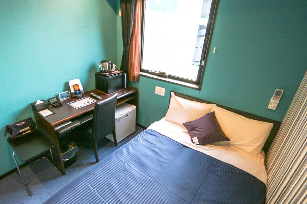 1 bedroom, individually decorated, desk, iron/ironing board