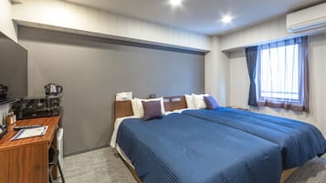 办公桌、免费 WiFi、床单