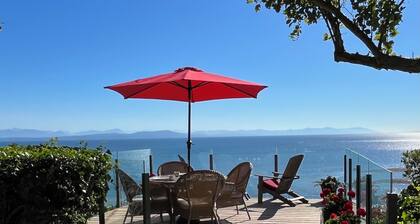Isolé Sandy Beach tout pour vous! Vues panoramiques sur l'océan et la montagne.