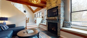 Upea vuoristoalueiden vetäytyminen w / täysi keittiö ja vuoristomaisemat - lähellä kaikkea