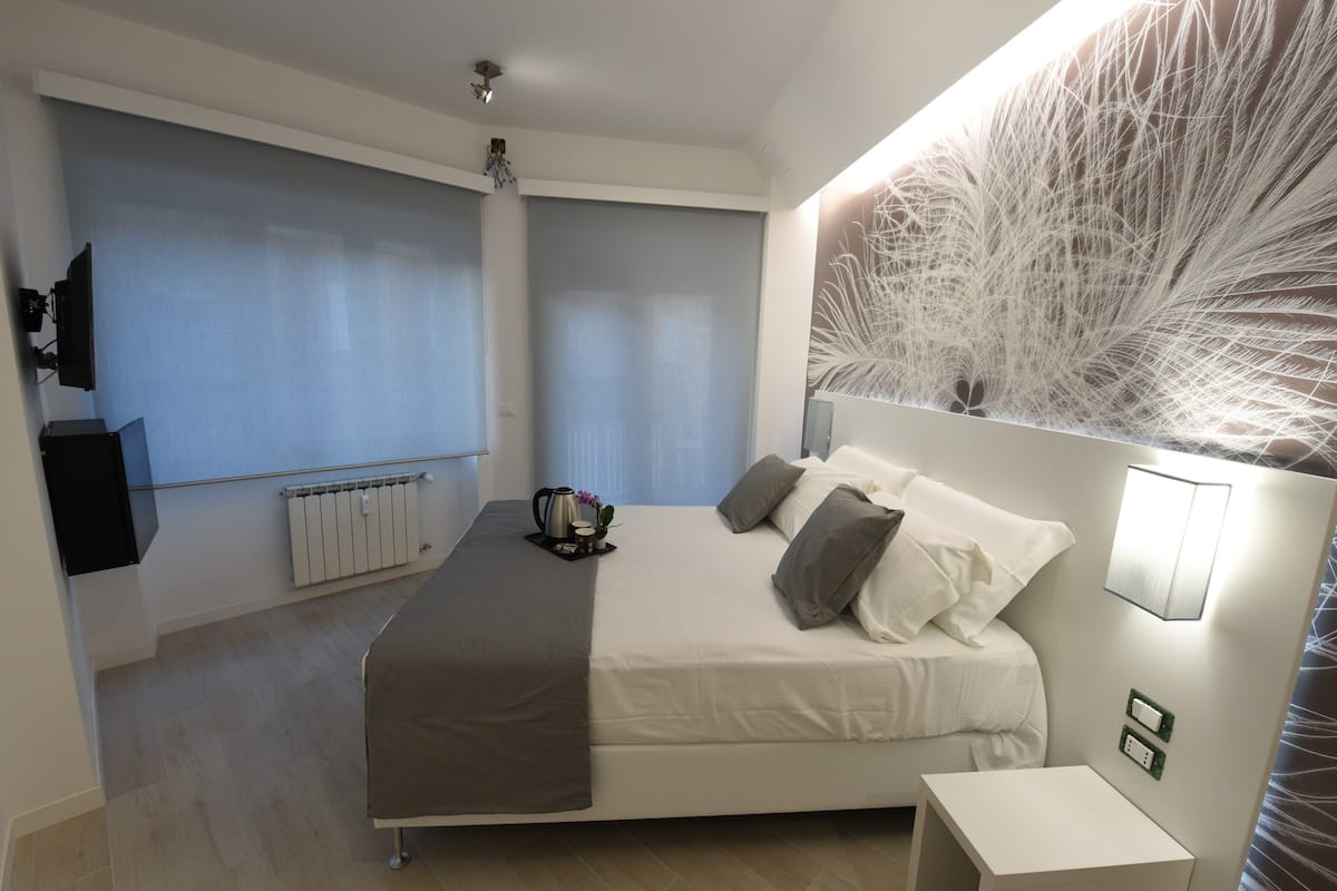 Double or Twin Room, Balcony | In-room safe, individually decorated, individually furnished, desk