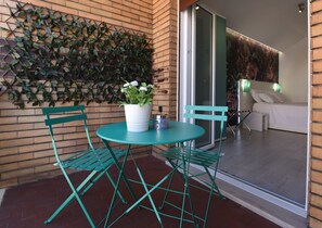Comfort Triple Room, Balcony | Balcony - Duca's House (Rome)