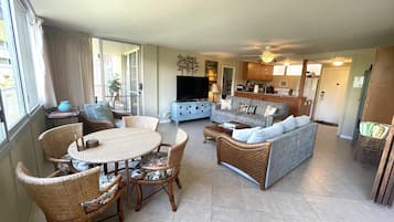 Smart TV, DVD player