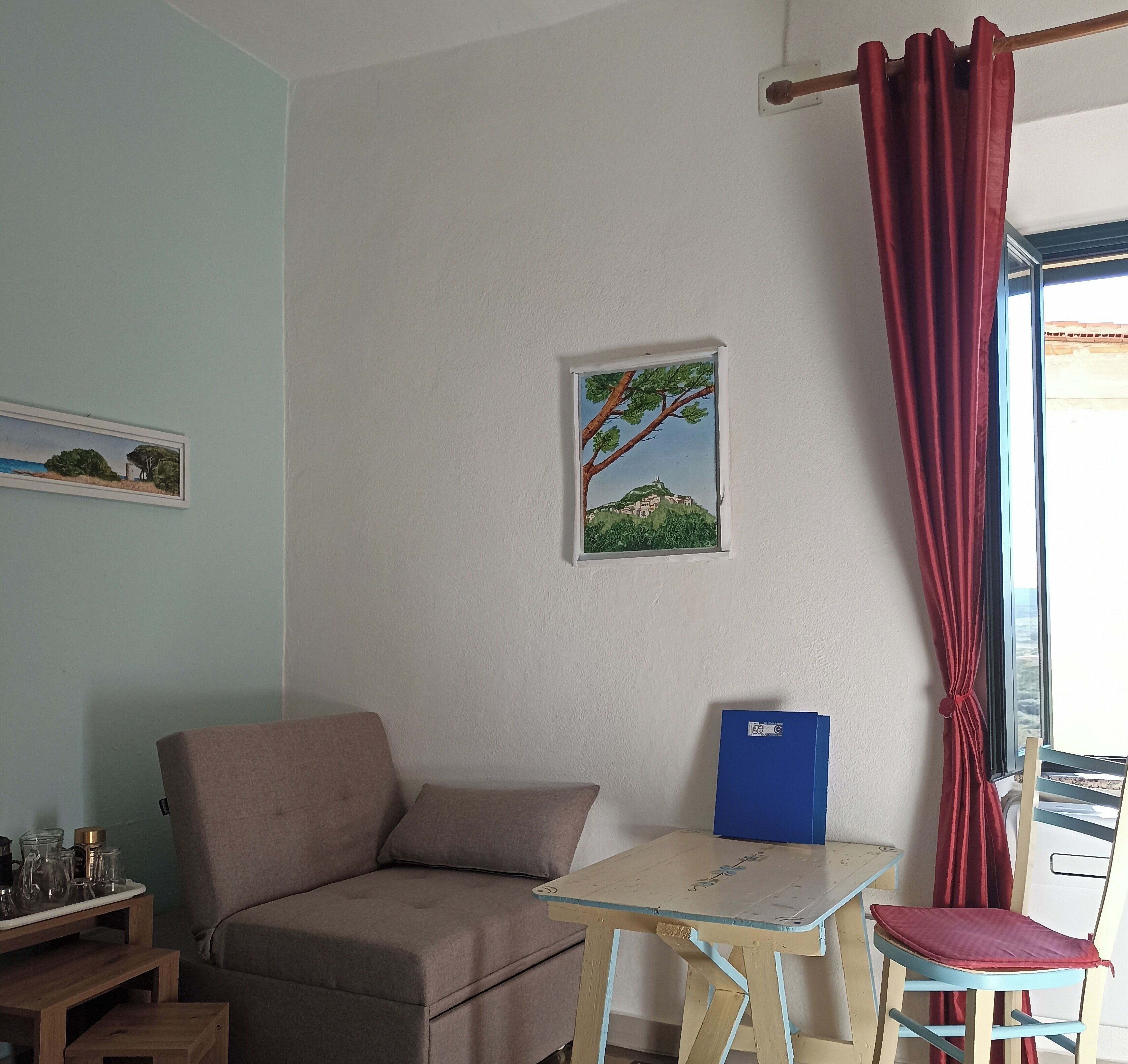 Camera Tradizionale con letto matrimoniale o 2 letti singoli | Con stile personalizzato, con arredamento individuale, una scrivania