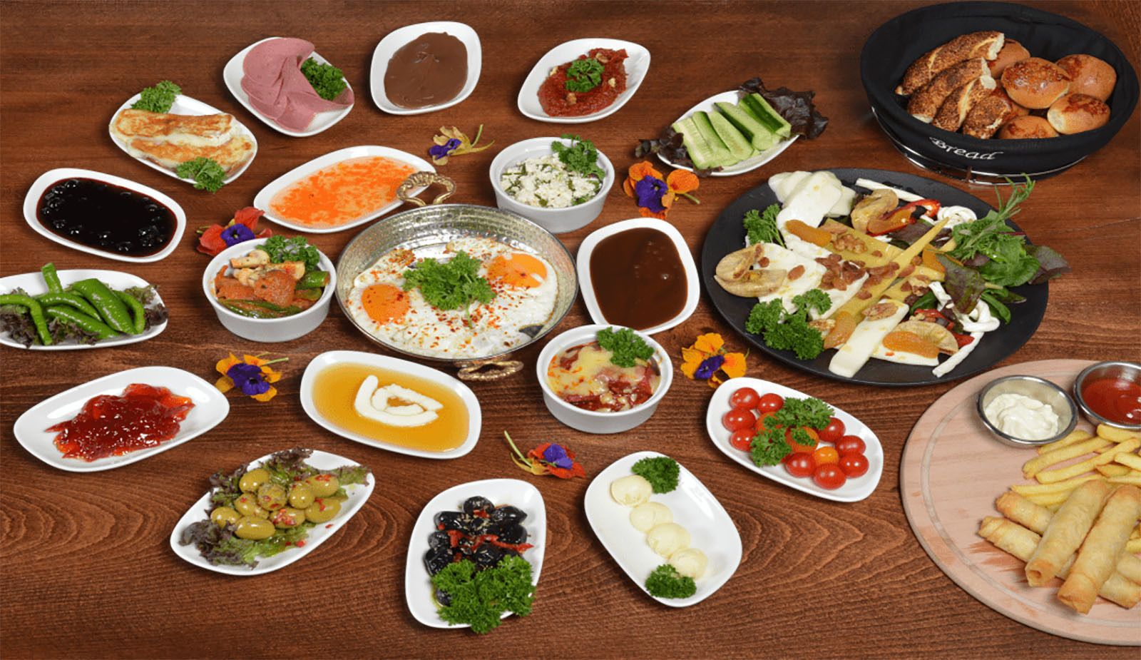 free daily full breakfast