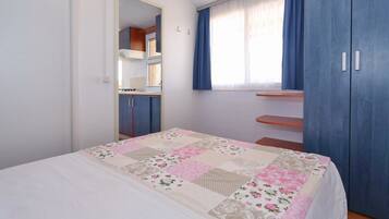 2 bedrooms, premium bedding, individually decorated