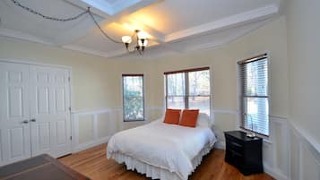 Luxury Villa (6 Bedrooms) | 6 bedrooms, minibar, iron/ironing board, free WiFi