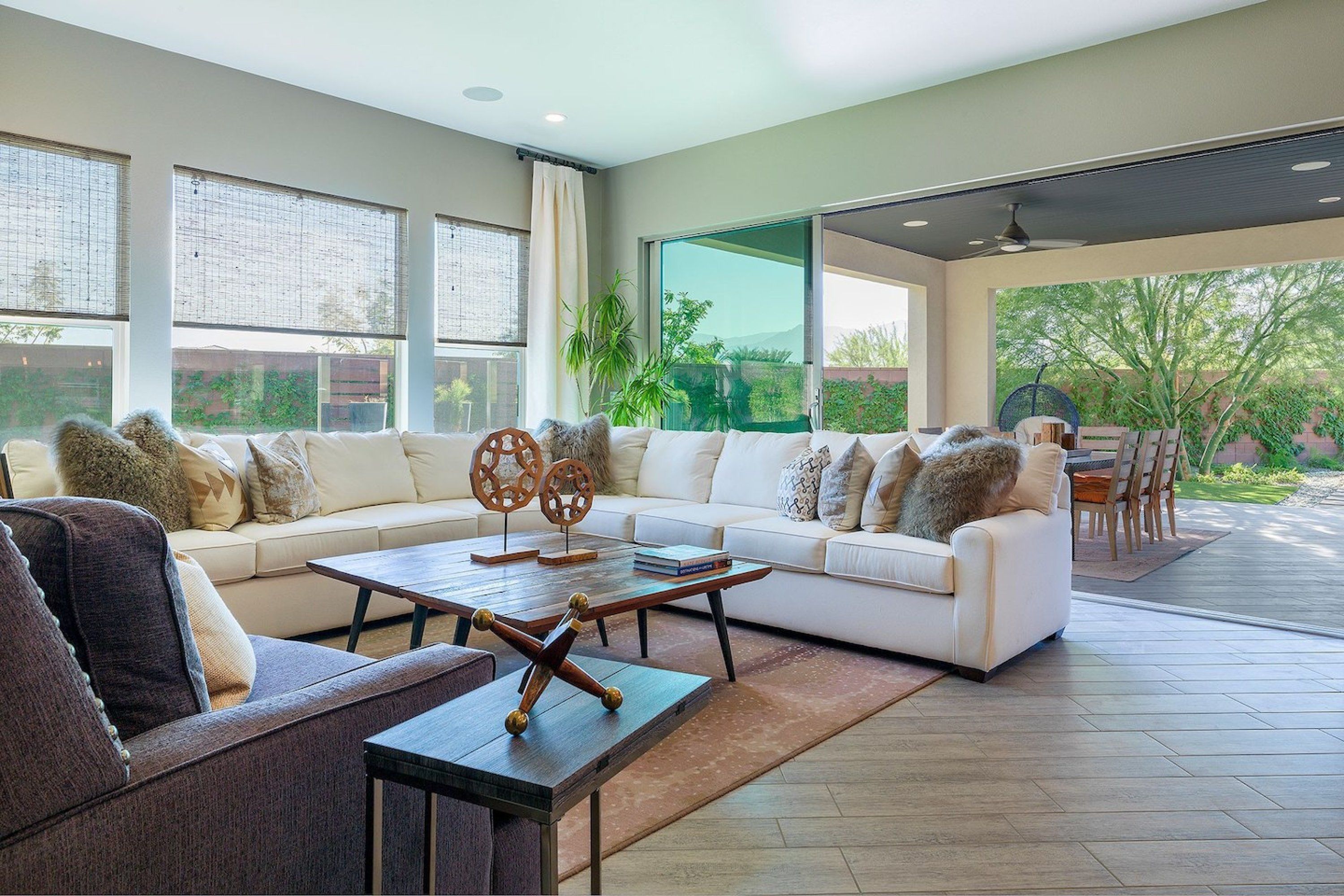 Luxury Villa (4 Bedrooms) | Living room