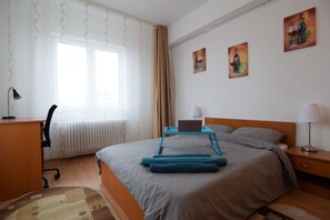 1 Schlafzimmer, Schreibtisch, Bügeleisen/Bügelbrett, WLAN