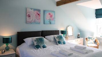 Individualmente decorados, individualmente mobiliados, cortinas blackout