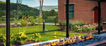 Fairfield Inn & Suites by Marriott Williamstown