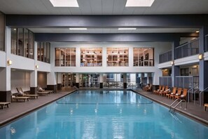 Indendørs pool, udendørs pool