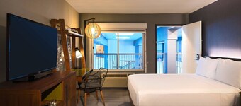 Renaissance Minneapolis Bloomington Hotel