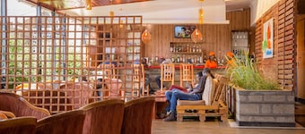 Maple Inn Hotel