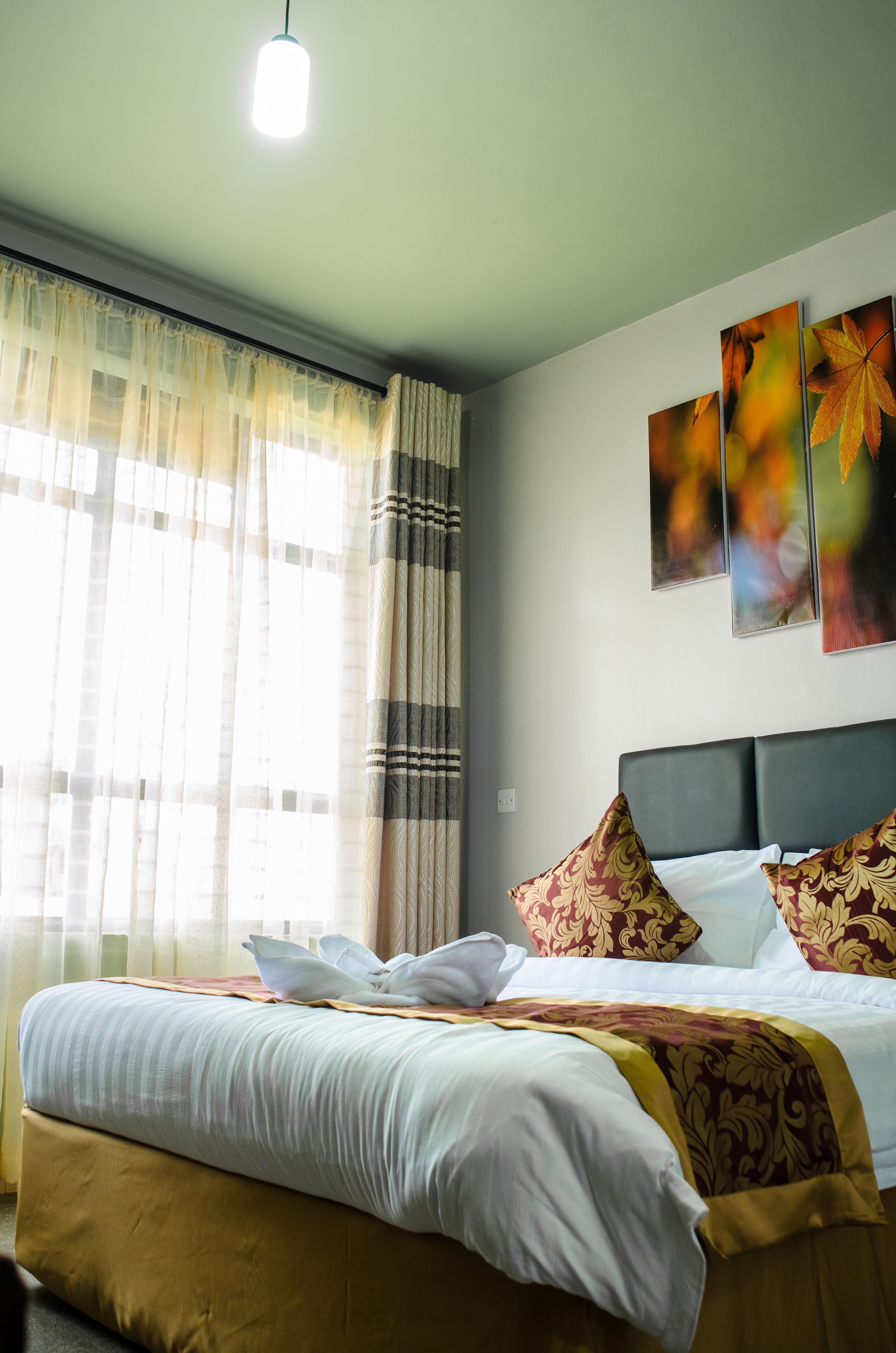 4 室のベッドルーム、エジプト綿のシーツ、高級寝具、低反発ベッド