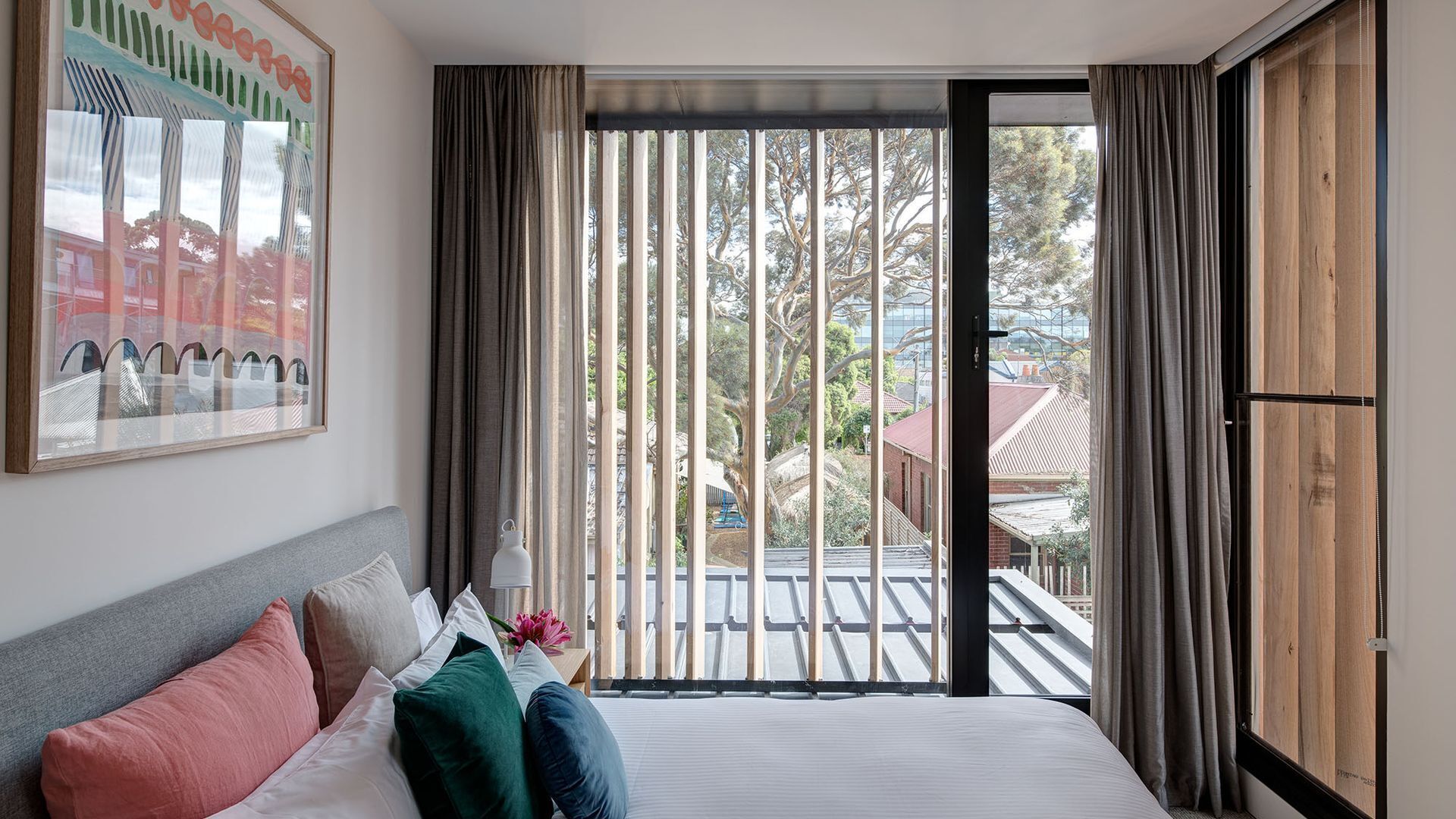 4 chambres, fer et planche à repasser, Wi-Fi gratuit, draps fournis