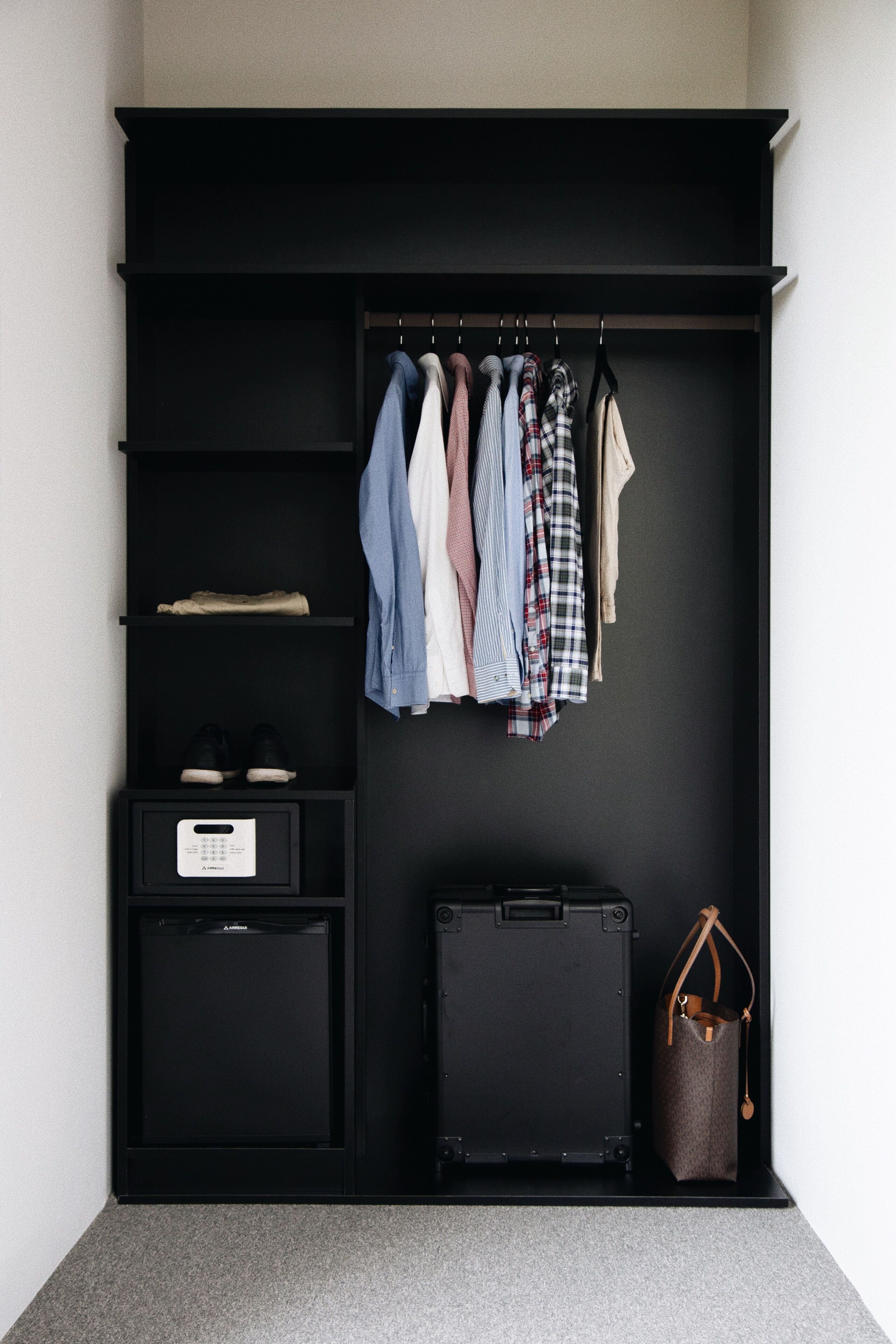 1 bedroom, minibar, individually decorated, individually furnished