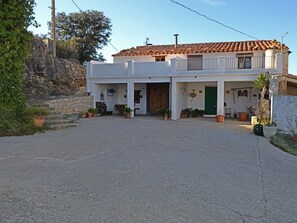 Rumah, kamar mandi pribadi, pemandangan gunung | Eksterior