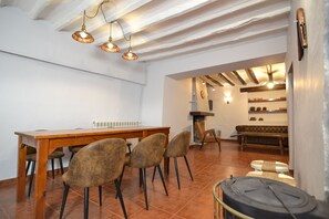 House, Private Bathroom, Mountain View | Dining - Mas de Tenesa (Benassal)