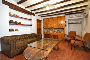 Rumah, kamar mandi pribadi, pemandangan gunung | Restoran