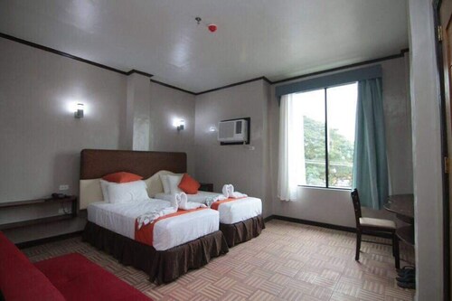 7 Meadows Inn