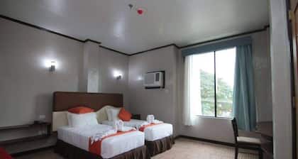 7 Meadows Inn