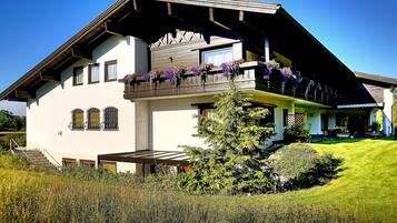 Façade de lâhĂ©bergement