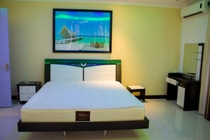 Apartment, 2 Bedrooms (A) | Iron/ironing board, free cots/infant beds, free WiFi, bed sheets - Le Tribord (Flic-en-Flac)