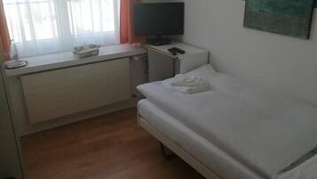 Yhden hengen deluxe-huone | Lisävuoteet, vuodevaatteet