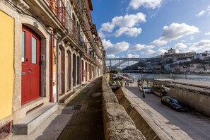Exterior - YOUROPO - Ribeira Porto (Porto)