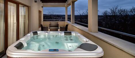 Suite in Mansion house | Terrace/patio