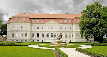 La Contessa Castle Hotel