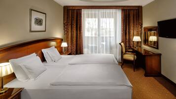 Junior Suite in Mansion house | 1 bedroom, hypo-allergenic bedding, minibar, in-room safe