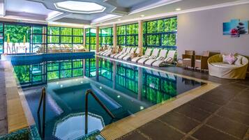 Exercise/lap pool