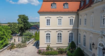 La Contessa Castle Hotel