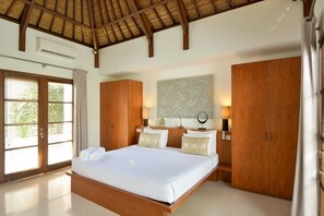 8 bedrooms, Internet