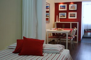 1 Schlafzimmer, Zimmersafe, Bügeleisen/Bügelbrett, Reisekinderbett
