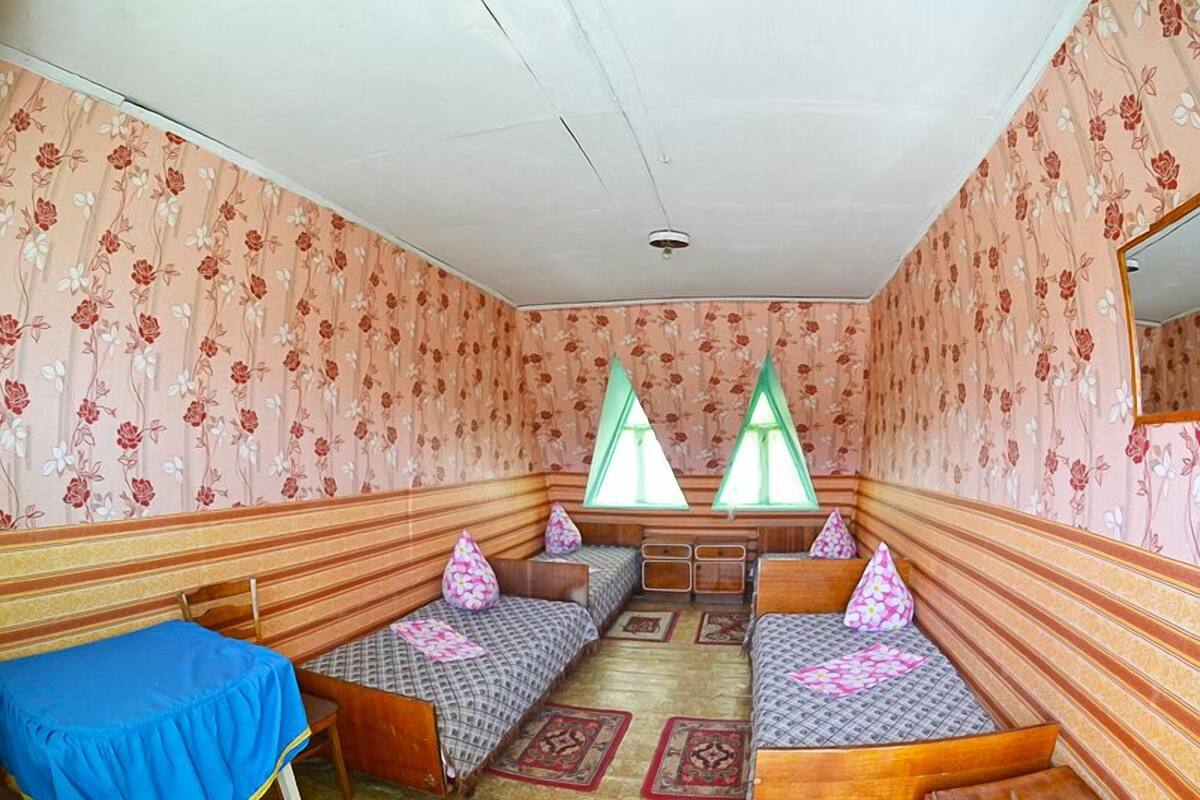 Standard-Ferienhaus | Zimmersafe, schallisolierte Zimmer, Bügeleisen/Bügelbrett, Zustellbetten
